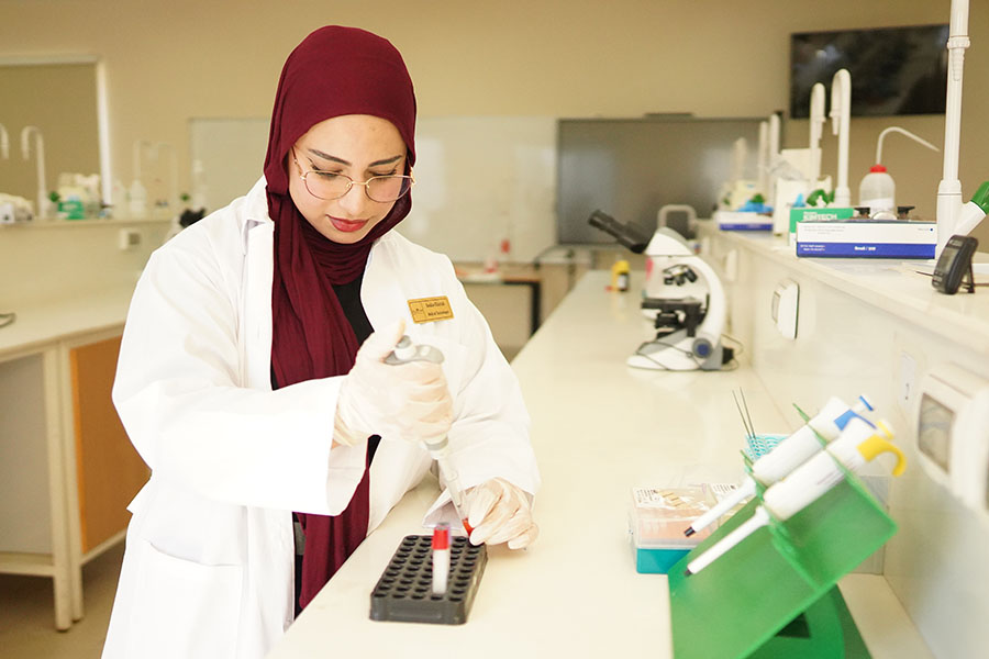 Meet Sondos Training to strengthen health-care systems